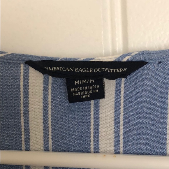 American Eagle Bell Sleeve Top Q NWOT - Picture 4 of 6